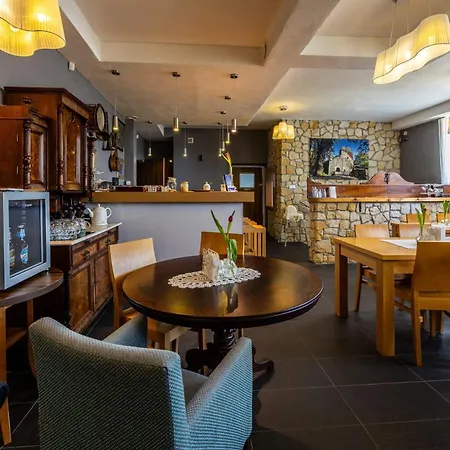 Monte Cuma Uroczysko Pod Zamkiem Grodziec Kwatera prywatna *