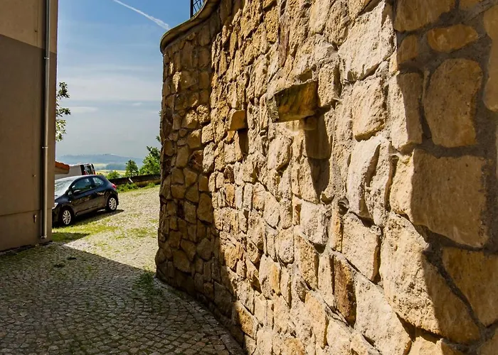 منزل للإقامة Monte Cuma Uroczysko Pod Zamkiem Grodziec Zagrodno