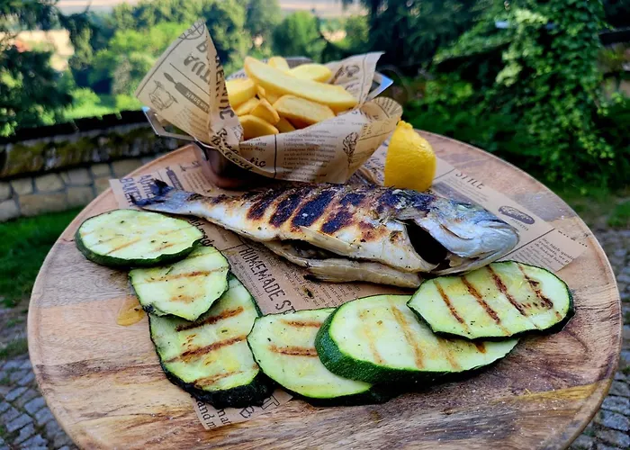 Monte Cuma Uroczysko Pod Zamkiem Grodziec * Zagrodno